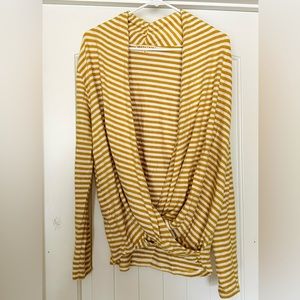 Mesh+lace wrap front sweater